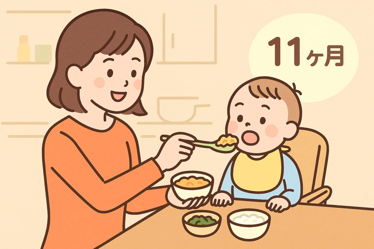 11ヶ月の赤ちゃんにやさしい離乳食をあげる母親のイラスト